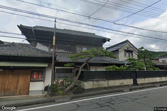 初亀醸造株式会社